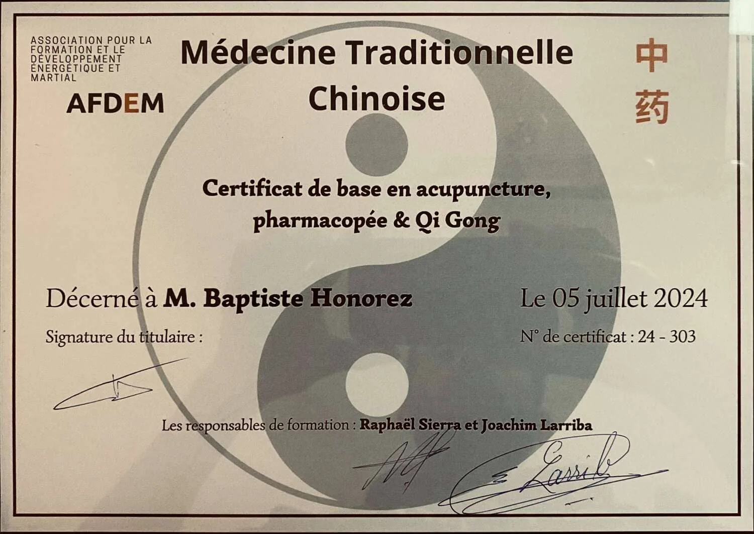 Certificat AFDEM de base en acupuncture, pharmacopée et Qi Gong décerné à Baptiste Honorez